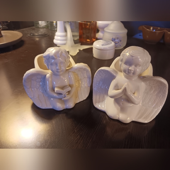 ANGEL FIGURE PLANTERS - Picture 1 of 1